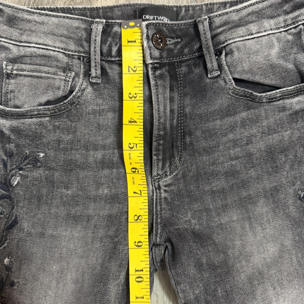 Driftwood Jackie Jeans Gray Floral Embroidered Skinny Crop 25 / 0 Boho Western - Picture 13 of 15